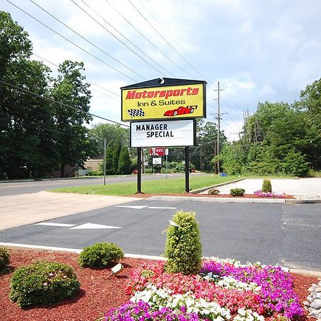 Millville Motorsports Inn And Suites المظهر الخارجي الصورة